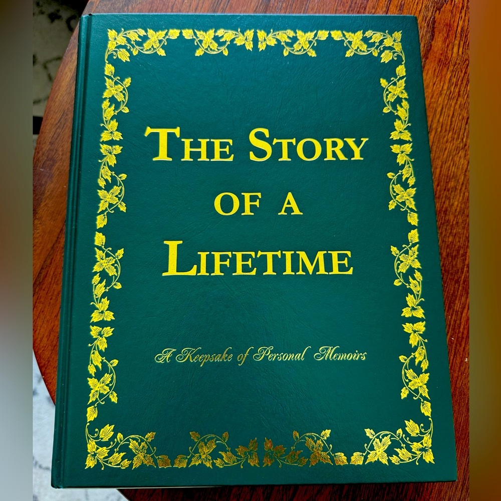 Green and Gold Keepsake Memoir Book